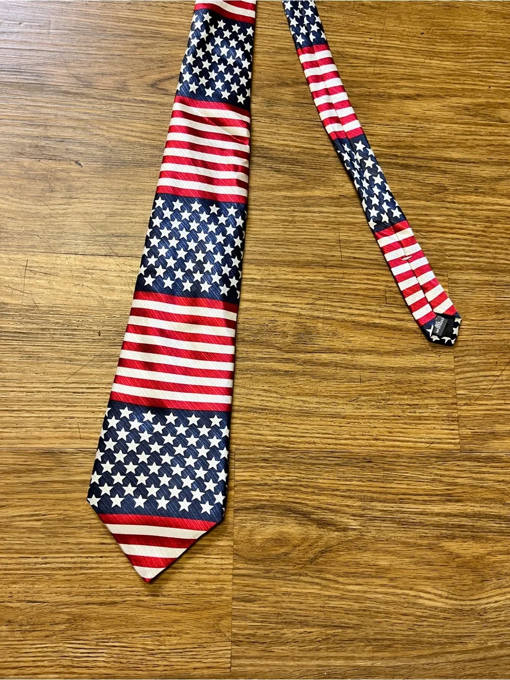 American Traditions USA Flag Silk Tie Patriotic Stars Stripes Red White Blue Men